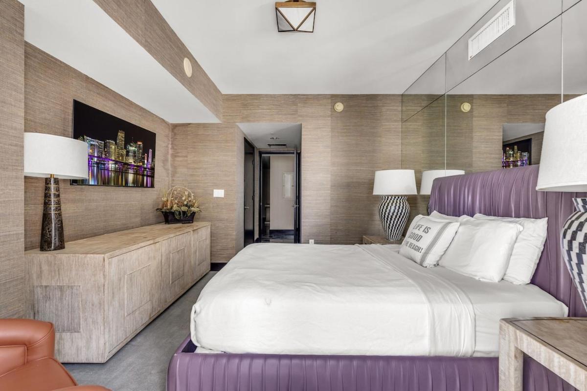 Stunning At Icon With Bay Views-pool-gym-spa Appartamento